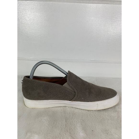 Steve Madden Zarayy Perforated Slip-On Sneakers Size 8.5 Taupe Suede Shoes - Picture 6 of 10